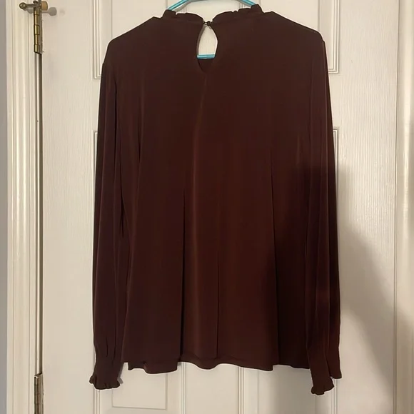 Maroon blouse - Picture 5 of 5